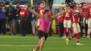 Full Video Super Bowl 55 Streaker with Kevin Harlan amp Kurt Warner on the call [upl. by Readus]